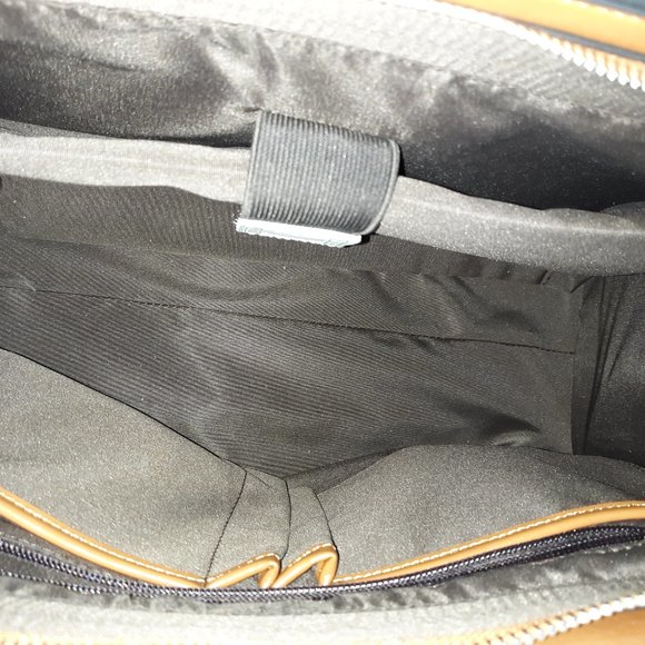 Cluci Women's Leather Tan and White Briefcase - Picture 5 of 7